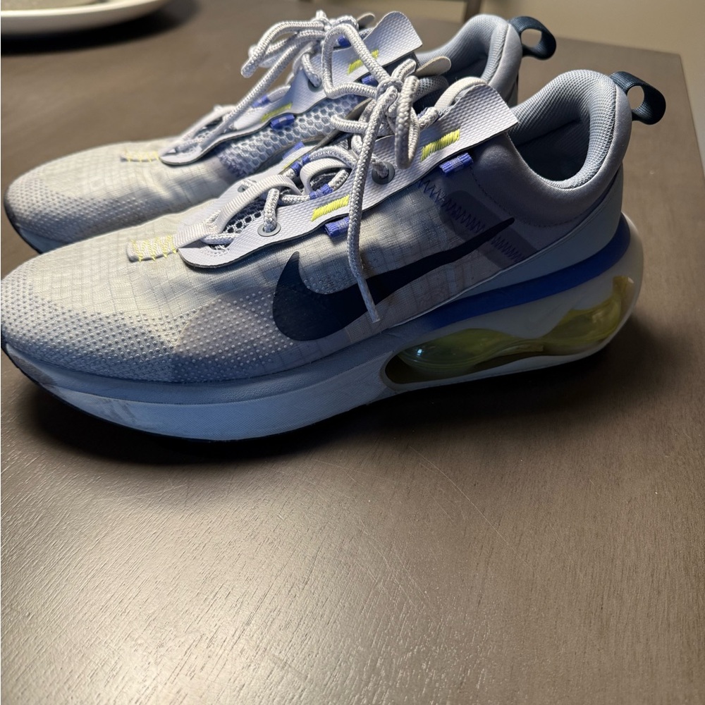 Nike Air Max 2021 men’s size 11
